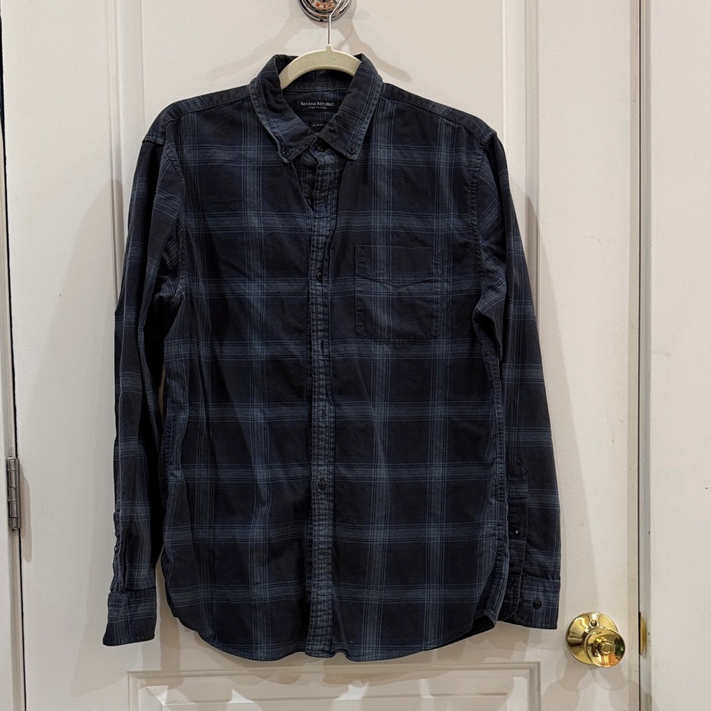 Banana Republic M Men’s Navy Plaid Slim Fit Flannel Shirt